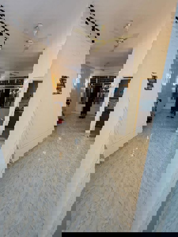 3 BHK + Study Room 2700 Sq.Ft. Builder Floor in Sushant Lok 2