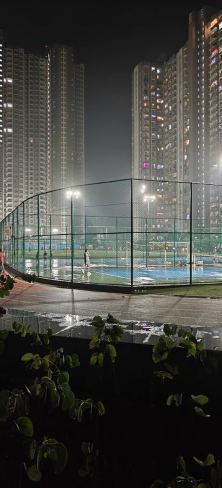 Swimming Pool, lodha-amara-tower-32-and-33 1 Bedroom 428 Sq.Ft. Apartment In Kolshet Road Thane 9932630