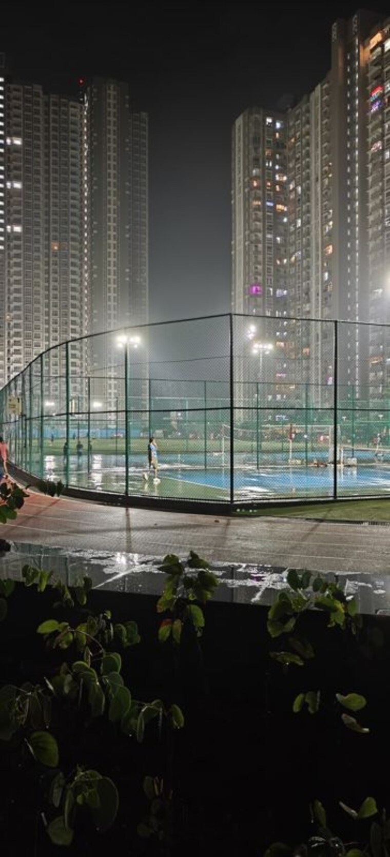 Swimming Pool, lodha-amara-tower-32-and-33 1 Bedroom 428 Sq.Ft. Apartment In Kolshet Road Thane 9932630