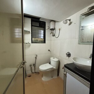 Team Area in 1 BHK Apartment at Jyoti Complex, Santosh Nagar – for Rent