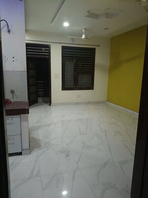 Room in 2 BHK Builder Floor at Dhakoli – for Rent
