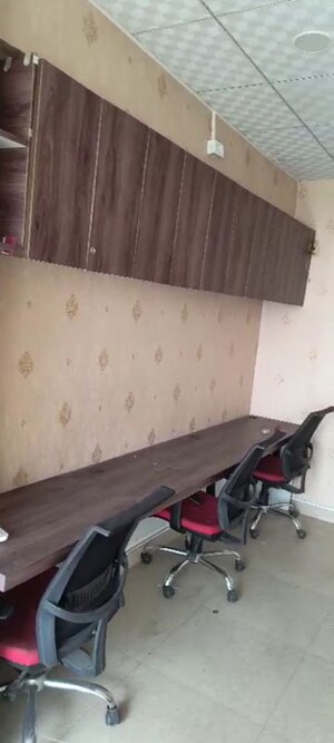 Team Area in  Office Space at Gaur City Mall, Sector 4 Greater Noida – for Rent
