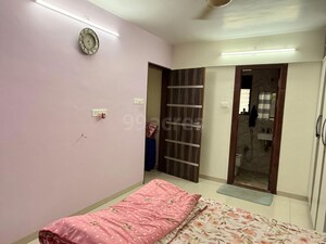 Room in 2 BHK Apartment at Rose Garden, Viman Nagar – for Rent