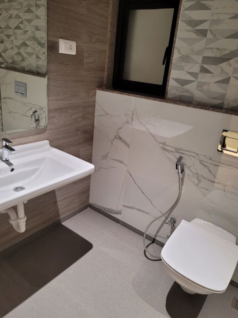 Bathroom, kumar-magna-city 3 Bedroom 1479 Sq.Ft. Apartment In Manjri Budruk Pune 9932625