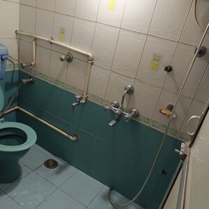 Bathroom in 1 BHK Apartment at Pooja Park CHS Mira Road, Hatkesh Udhog Nagar – for Rent