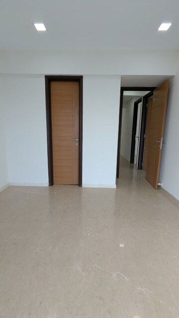 2 BHK Apartment For Rent in Ekta Tripolis, Goregaon West