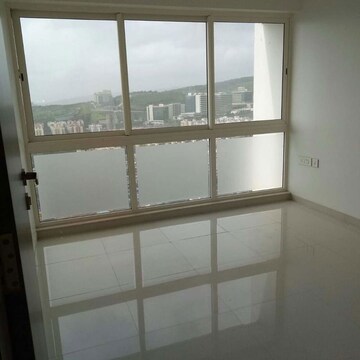 Room in 2 BHK Apartment at Omkar Ananta, Goregaon East – for Rent