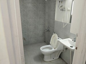 Bathroom in 2 BHK Apartment at Suncity Avenue 76, Sector 76 – for Sale