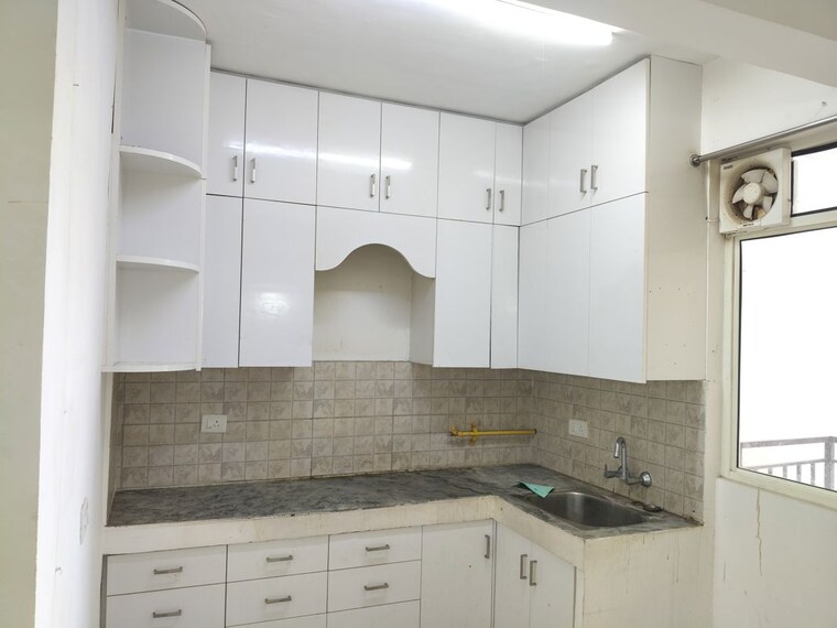 Kitchen, suncity-avenue-76 2 Bedroom 626 Sq.Ft. Apartment In Sector 76 Gurgaon 9932736