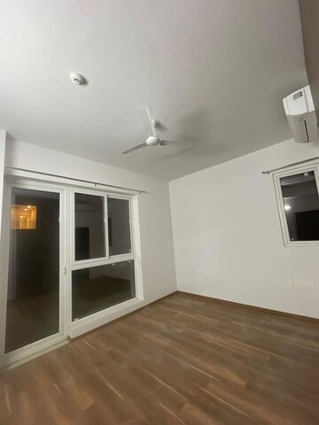 Room in 3 BHK Apartment at Conscient Hines Elevate, Sector 59 – for Rent