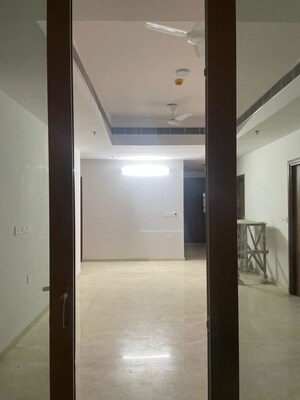 Room in 3 BHK Apartment at Conscient Hines Elevate, Sector 59 – for Rent