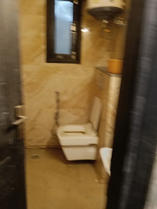 1 RkBuilder Floor For Rent in Paryavaran Complex