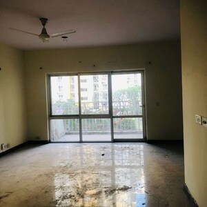 Room in 2 BHK Apartment at BPTP Park Grandeura, Sector 82 – for Sale