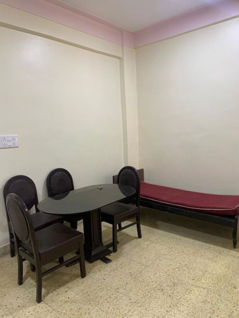 Master Bedroom, adarsh-nagar-chs-worli 1.5 Bedroom 450 Sq.Ft. Apartment In Worli Mumbai 9932820