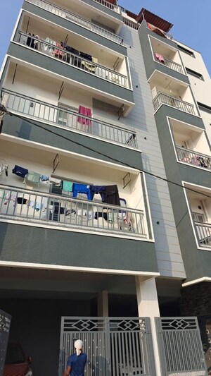 6+ BHK Builder Floor For Sale in Byrathi