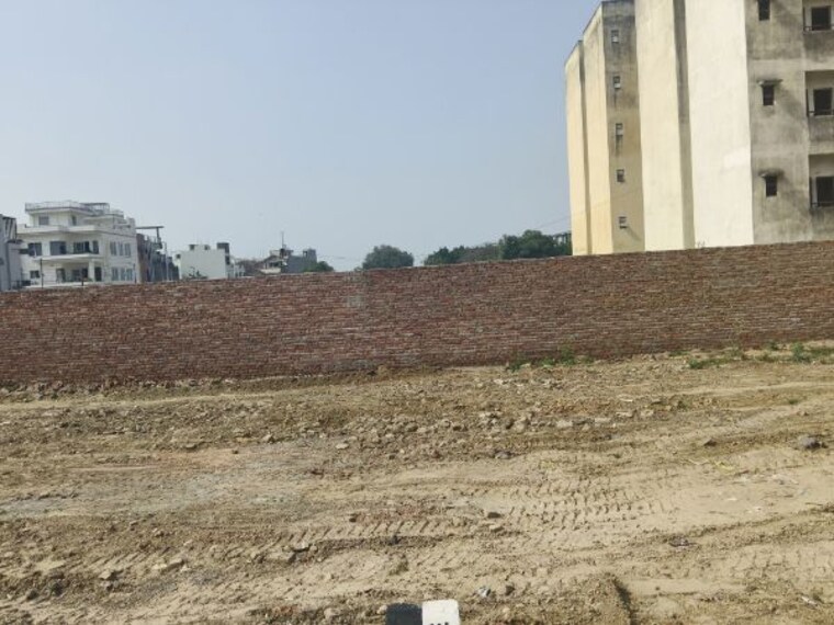undefined, landcraft-golf-links  120 Sq.Yd. Plot In Pandav Nagar Ghaziabad 9932824