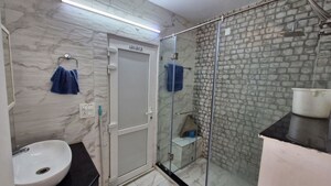 Bathroom in 1 RK Builder Floor at Lajpat Nagar ii – for Rent