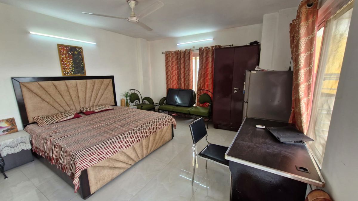 1 RkBuilder Floor For Rent in Lajpat Nagar II