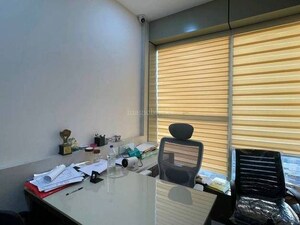  Office Space For Rent in New Town