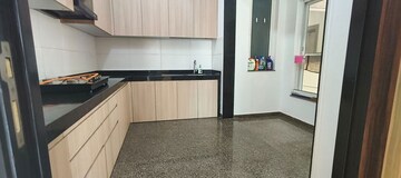 Room in 3 BHK Apartment at Kalpataru Radiance, Goregaon West – for Rent