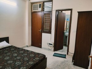 Bedroom in 1 RK Builder Floor at Paryavaran Complex – for Rent