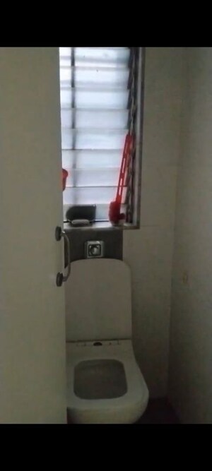 Furnished Amenities in 2 BHK Apartment at Avanti Apartment Dadar , Dadar West – for Rent