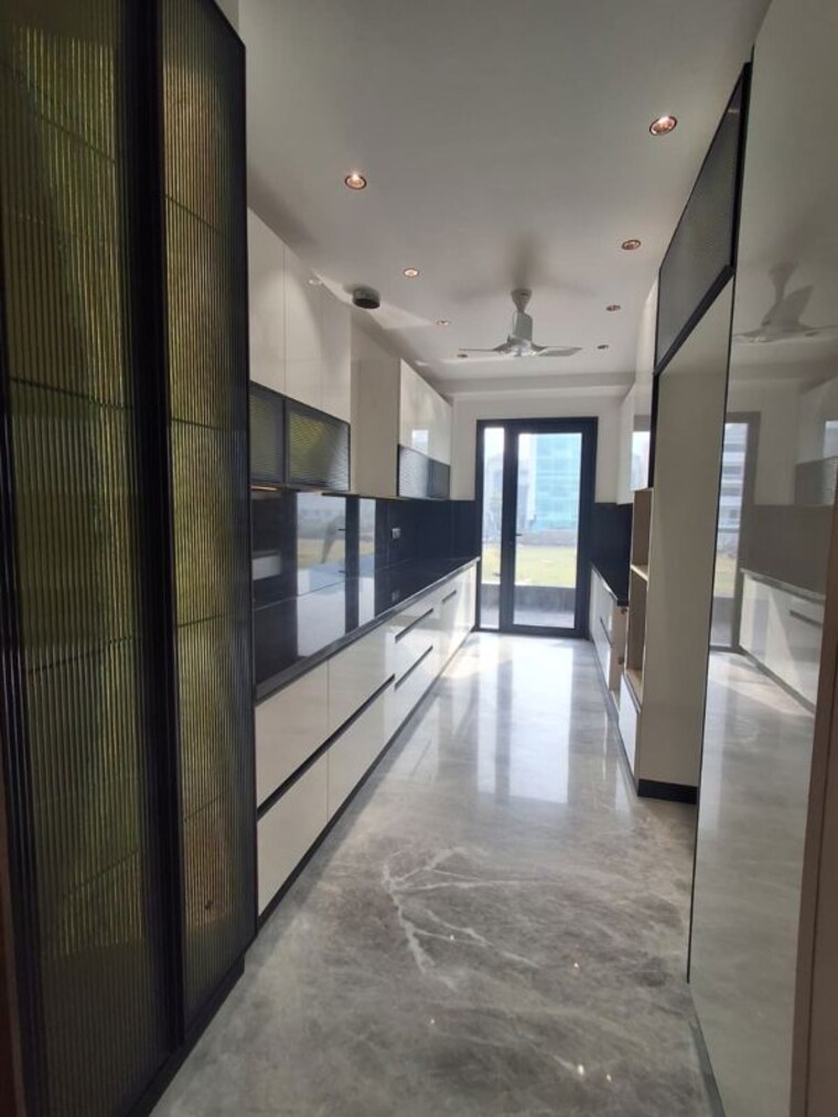 undefined, nirvana country 4 Bedroom 2430 Sq.Ft. Builder Floor In Nirvana Country Gurgaon 9932831