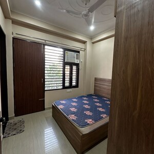 Bedroom in 2 BHK Builder Floor at Sector 52 – for Rent
