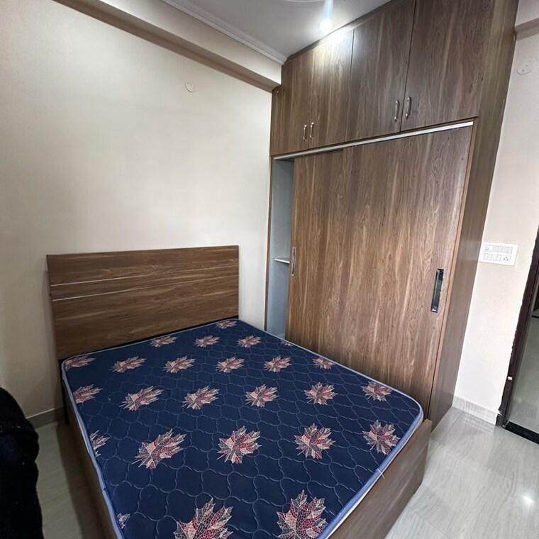 Bedroom, sector 52 2 Bedroom 900 Sq.Ft. Builder Floor In Sector 52 Gurgaon 9932870