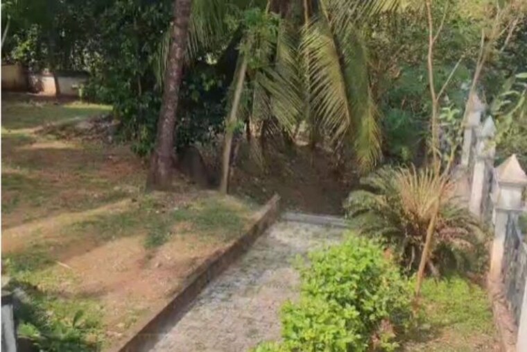 Garden, puzhakkal  4574 Sq.Ft. Plot In Puzhakkal Thrissur 9932863