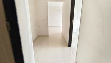 2 BHK Apartment For Sale in Je And Vee Om Trimurti, Malad East