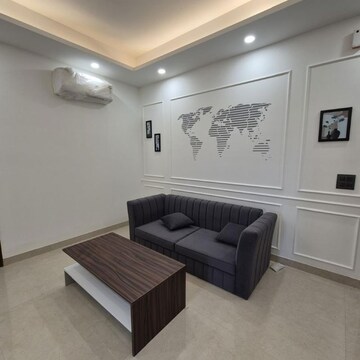 2 BHK Builder Floor For Rent in Sector 52