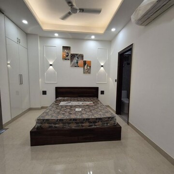 Kitchen in 2 BHK Builder Floor at Sector 52 – for Rent