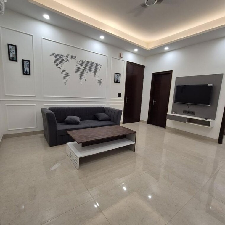  Parking, sector 52 2 Bedroom 1600 Sq.Ft. Builder Floor In Sector 52 Gurgaon 9932897