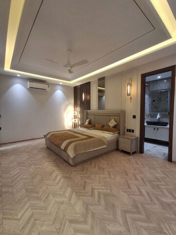 Bedroom in 4 BHK Builder Floor at Adani Samsara, Sector 60 – for Sale