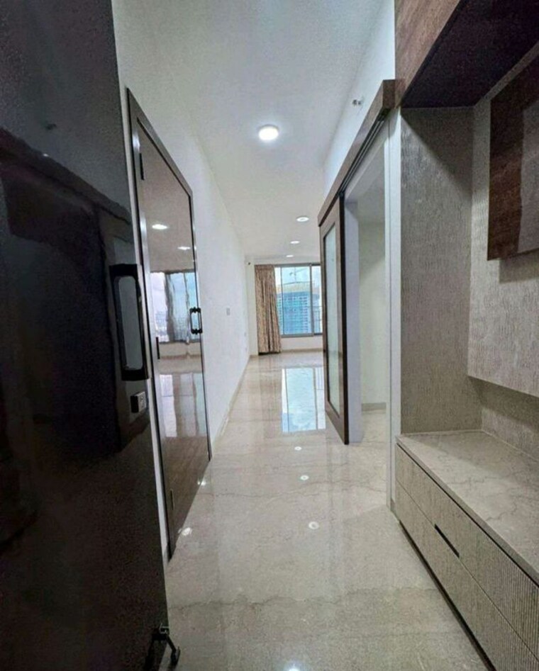 undefined, oberoi-realty-esquire 3 Bedroom 1366 Sq.Ft. Apartment In Goregaon East Mumbai 9901189