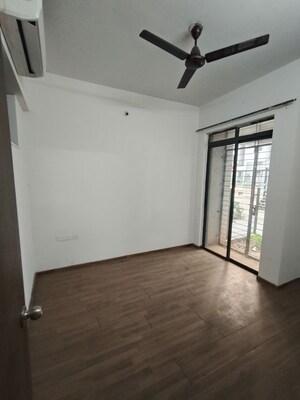 Room in 1 BHK Apartment at Lodha Lakeshore Greens, Dombivli East – for Sale