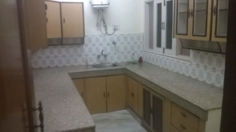 Kitchen, greater kailash i 2 Bedroom 1000 Sq.Ft. Builder Floor In Greater Kailash I Delhi 9932937