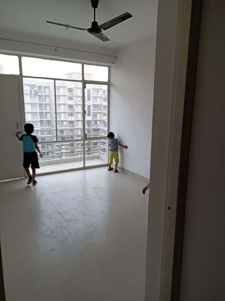 Room, breez-global-heights 2 Bedroom 610 Sq.Ft. Apartment In Sohna Sector 33 Gurgaon 9932895