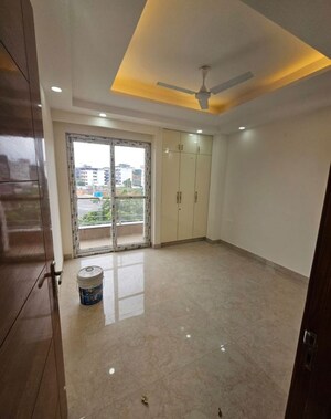 Room in 3 BHK Apartment at Sector 57 – for Rent