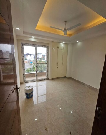 Room in 3 BHK Apartment at Sector 57 – for Rent