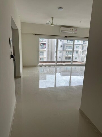 Room in 3 BHK Apartment at L&T Raintree Boulevard, Hebbal – for Rent
