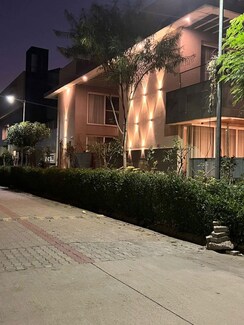 5 BHK + Pooja Room,Servant Room,Extra Room Independent House For Sale in Sector 99