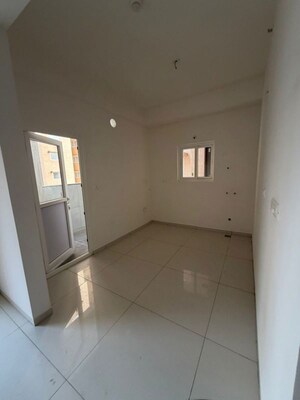 Room in 2 BHK Apartment at Rajapushpa Imperia, Tellapur – for Sale