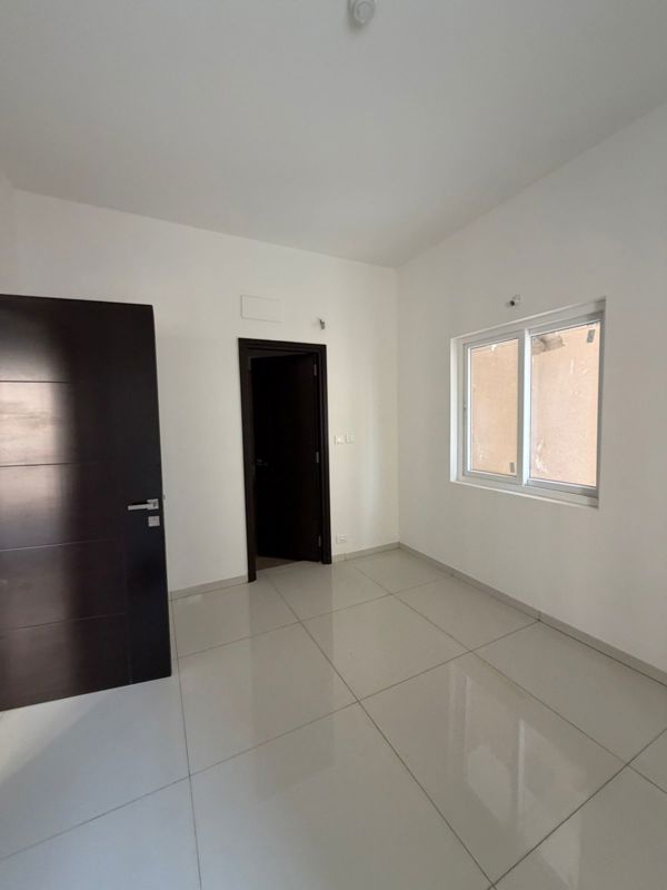 2 BHK Apartment For Sale in Rajapushpa Imperia