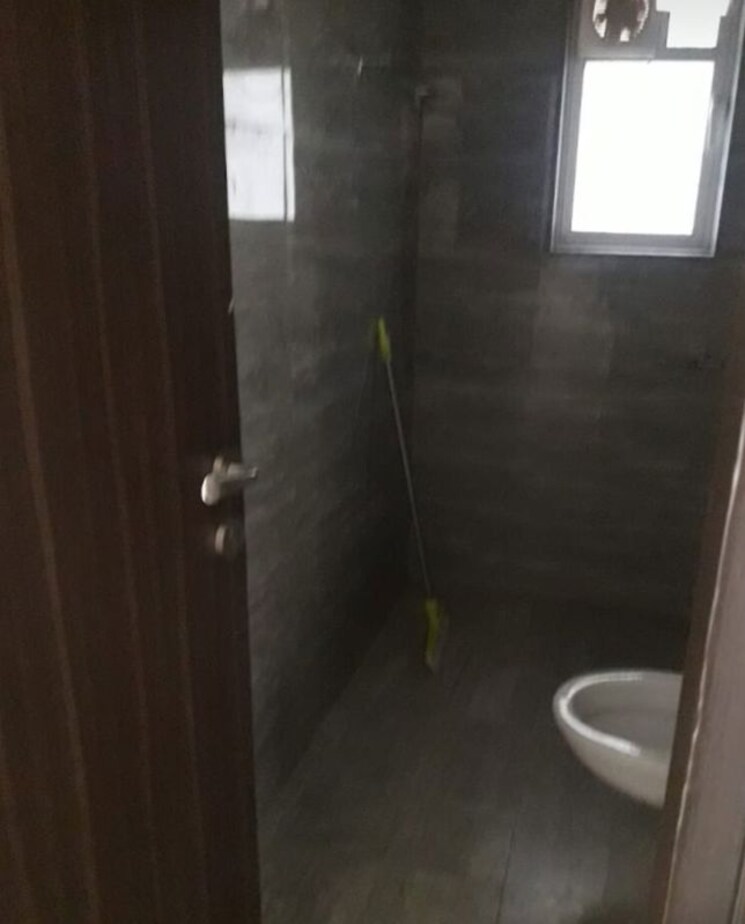 Bathroom, raheja-ridgewood 2 Bedroom 1221 Sq.Ft. Apartment In Goregaon East Mumbai 9896392
