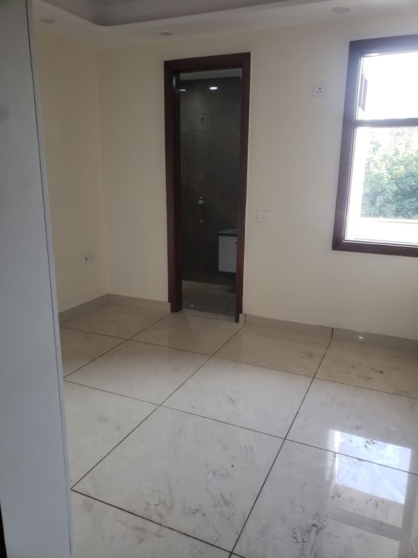 1 BHK Builder Floor For Rent in Tilak Nagar