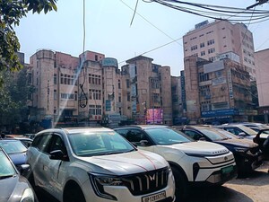  Shop For Rent in Nehru Place