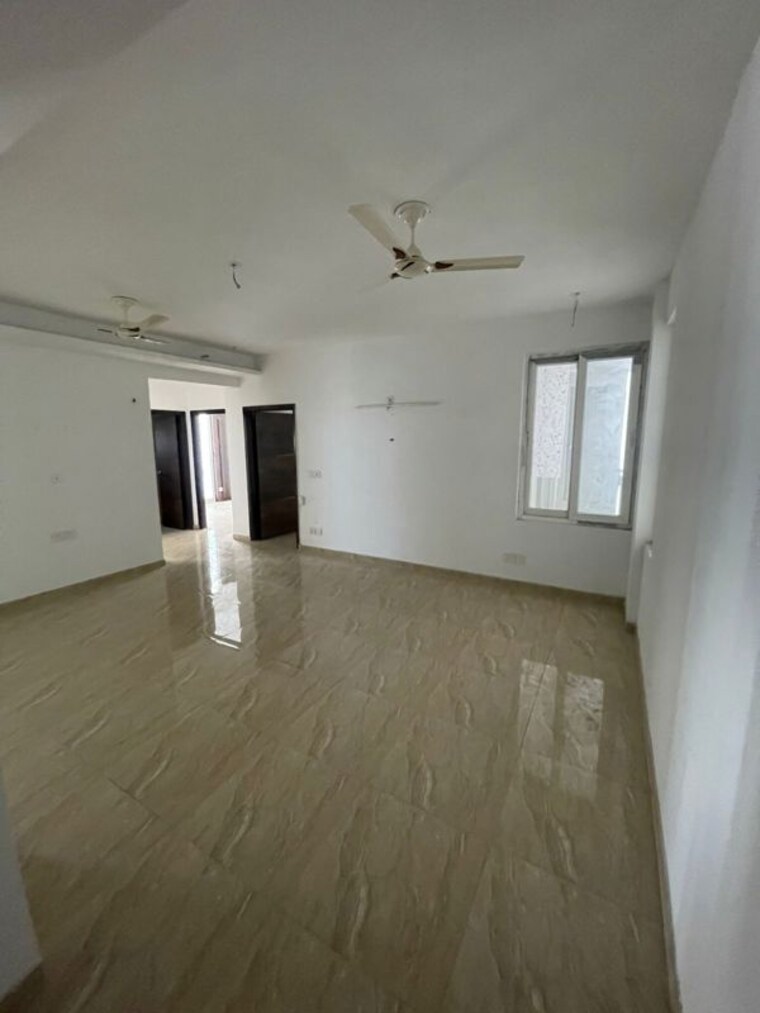 Room, slf-anushree 3 Bedroom 1617 Sq.Ft. Apartment In Sector 75 Faridabad 9933079