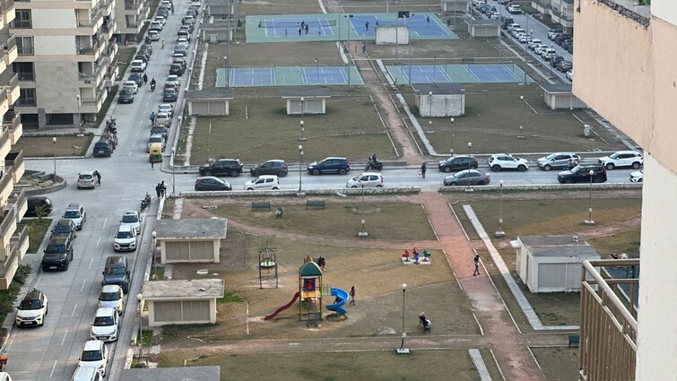 Exterior View, sector 19 dwarka 3 Bedroom 1800 Sq.Ft. Apartment In Sector 19 Dwarka Delhi 9933133